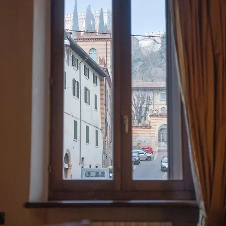 Ai Piedi Del Castello / 4pl / Apt. Full Lejlighed *