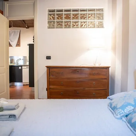 Ai Piedi Del Castello / 4pl / Apt. Full 아파트 베로나